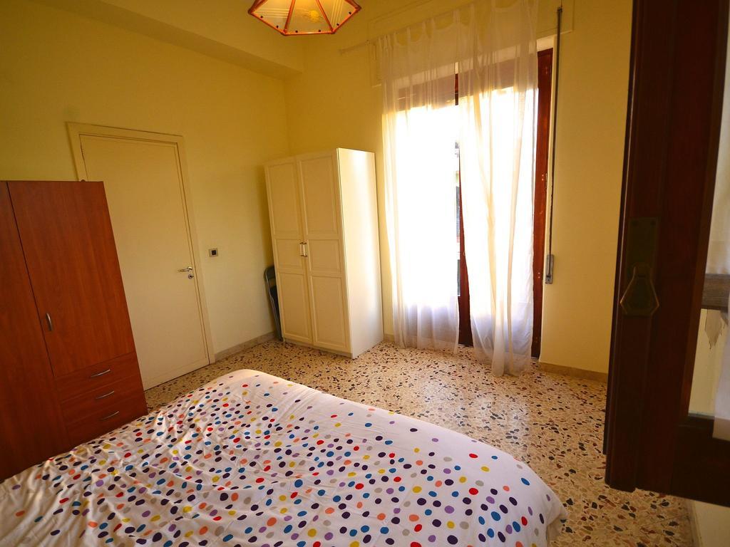Cozy Holiday Home In Pozzillo With Terrace Acireale Exterior foto